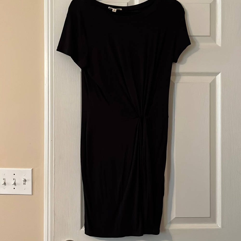Knotted tshirt dress